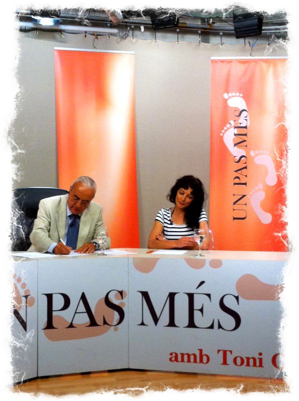 Roser Amills tertulia a 25tv, amb toni guerrero