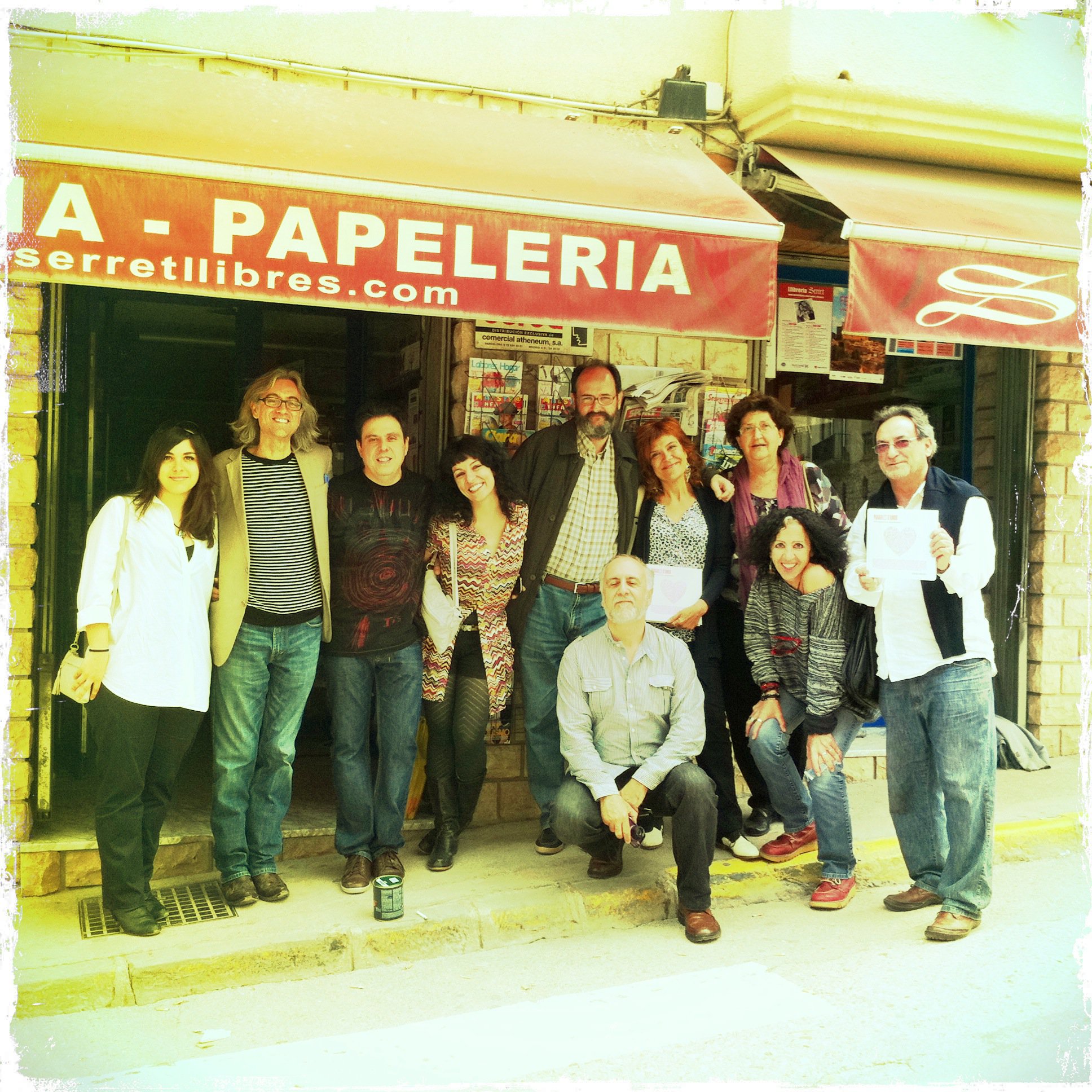Foto De Grup Llibreria Serret Paraules D Amor Compilat Per Victor Amela I Roser Amills