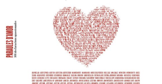 Coberta de «Paraules d'amor. 101 declaracions apassionades», amb un cor format per noms