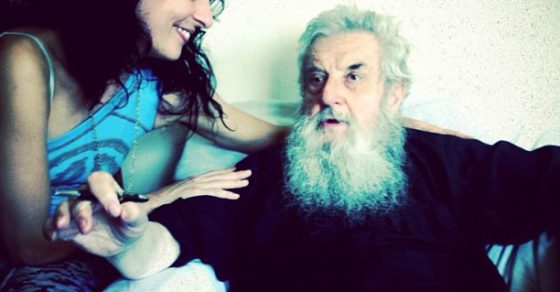 roser amills con el gran Jesus Lizano en su casa