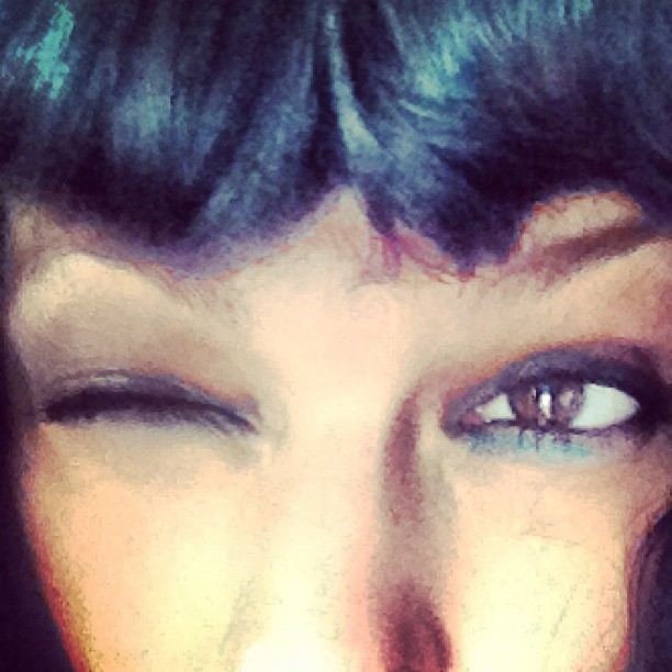 Guiño Roser Amills en Twitter