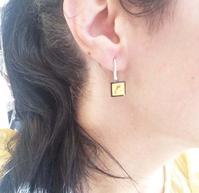 Roser Amills Amb Arracades De La Via Catalana Paisos Catalans