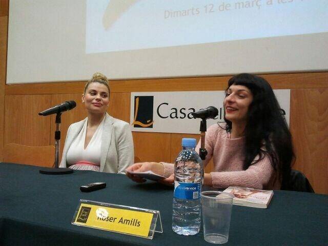 roser amills y maria lapiedra en la casa del libro barcelona