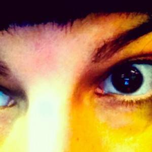 roser amills foto divertida ojos