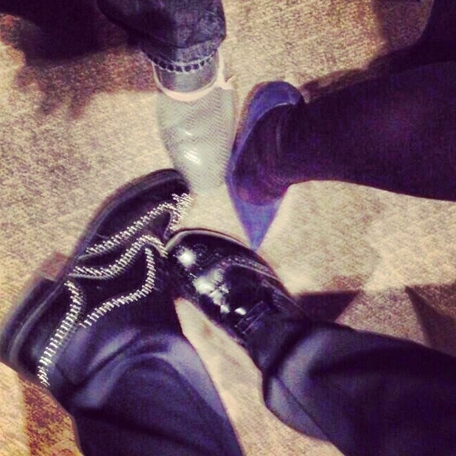 zapatos de victor amela roser amills boris izaguirre y risto mejide