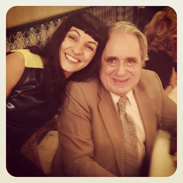 Roser Amills i Eduardo delas, cena casanovista