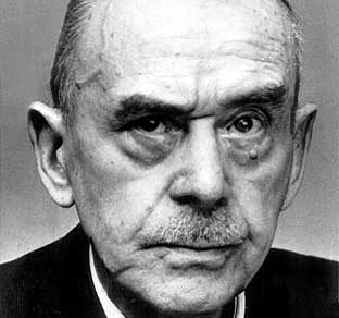 El Novelista Thomas Mann Y Torsos De Albaniles