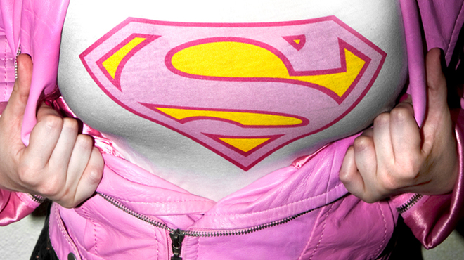 Busto Chica Superman Time Out Portada Reportage Roser Amills