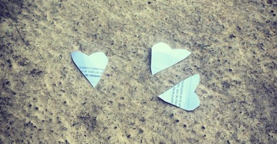 corazones de papel