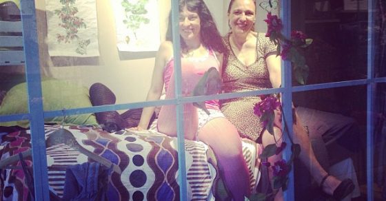 Roser Amills pinup escaparate de la mallorquina