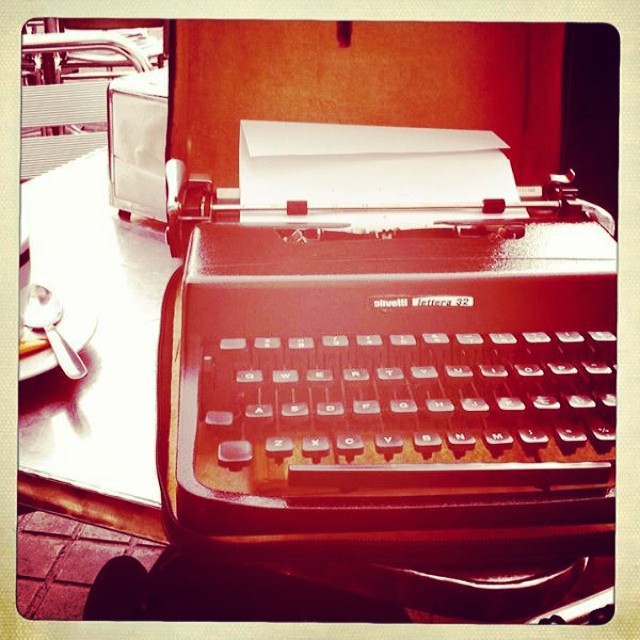 Maquina de escribir de roser amills
