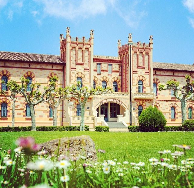 Edificio de vichy catalan