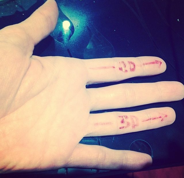 mano de roser amills