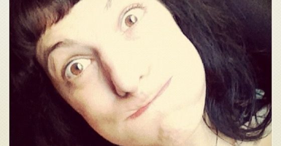 roser amills mueca divertida ojos abiertos como platos