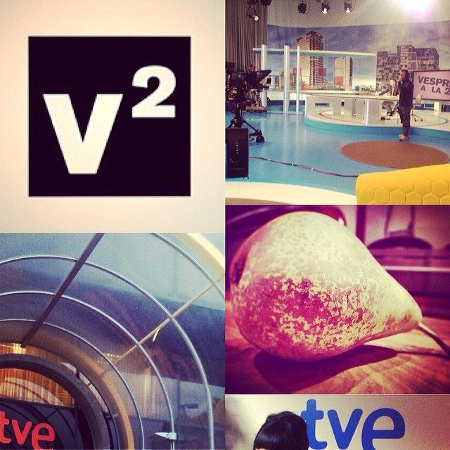 Vespre A La 2 Roser Amills Seccio Tocar La Pera