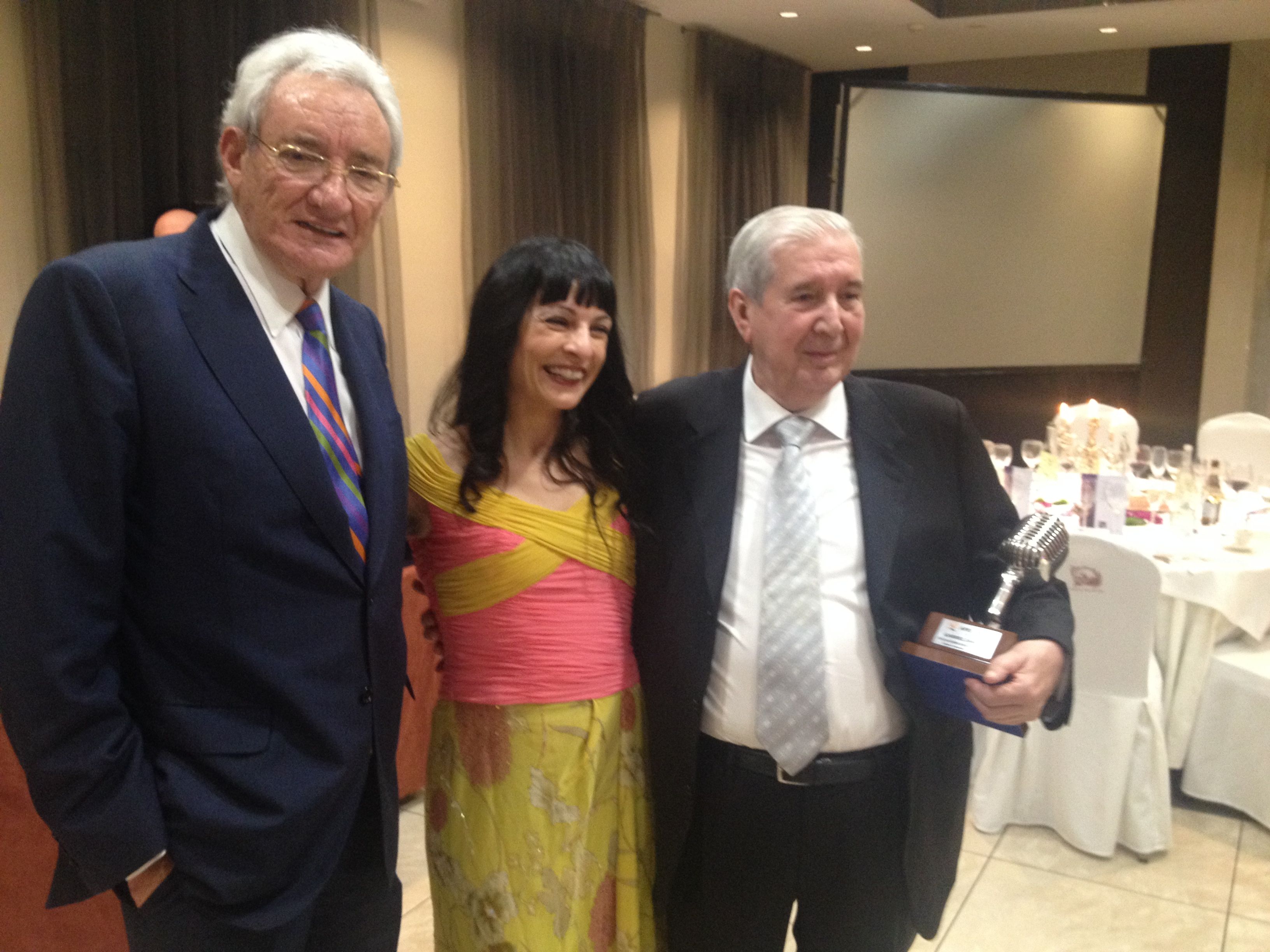 Gabriel Sampol Luis Del Olmo Y Roser Amills Galardonados Premios Apei 2014