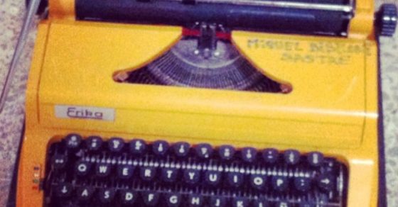 Maquina de escribir de roser amills