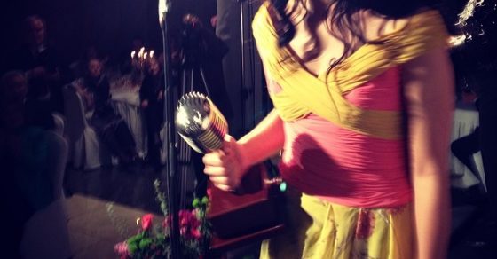 Premiada Roser Amills en la gala de los premios APEI