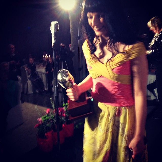 Premiada Roser Amills en la gala de los premios APEI