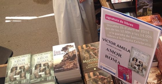 Tenemos #fesbondat en la librería Saltamartí AHORA #Amorcontraroma en Badalona - Roser Amills, escritora mallorquina