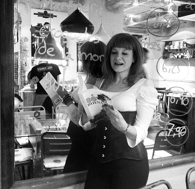 Novela Se Buena De Roser Amills Con Laura Carrion