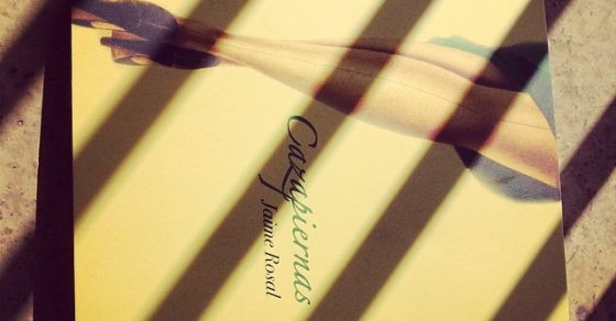Esta tarde, a las 19:30h voy a la presentación de Cazapiernas de Jaime Rosal, mítico Pipa Club :)) - Roser Amills, escritora mallorquina