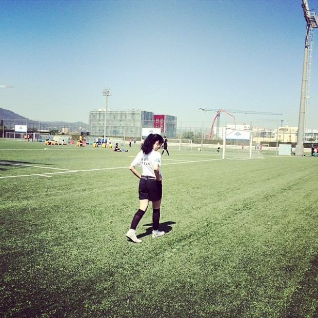 Roser Amills futbol solidario - Roser Amills, escritora mallorquina