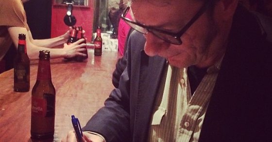 Ya tengo #relatosdevinilo Venid a por el vuestro!!!! - Roser Amills, escritora mallorquina