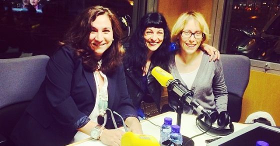 Les noies guerreres estem preparades pel #miliunanits de @catalunyaradio I tu?? ;)) - Roser Amills, escritora mallorquina