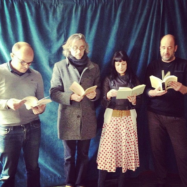 El plaer de la lectura roser amills, foto con Víctor Amela y Emili Manzano