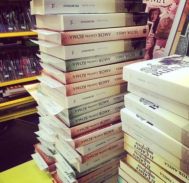 Libros De Victor Amela Y Roser Amills En Llibreria Serret