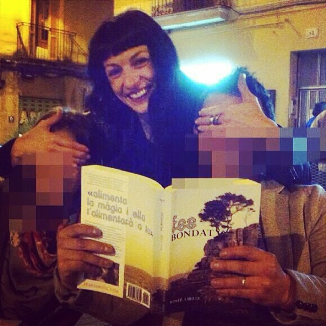 Novela Se buena de roser amills