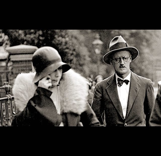 Foto De James Joyce Y Su Esposa Nora Barnacle