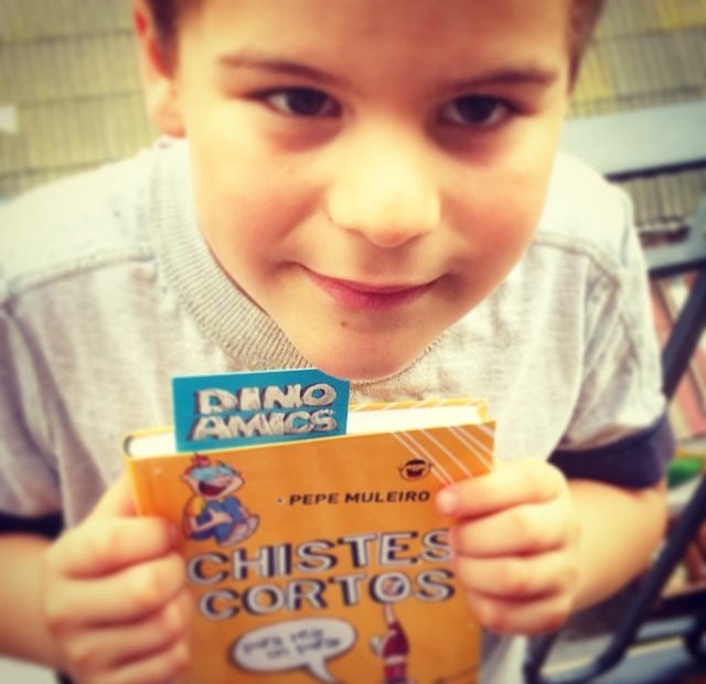 Juan, hijo de Roser Amills, libro de chistes