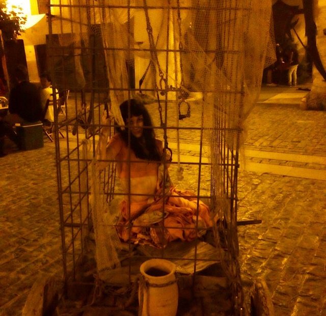 Roser Amills Jaula De Forcall Foto De Victor Amela