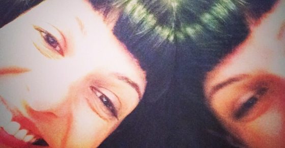 Selfie Roser Amills Reflejo Espejo