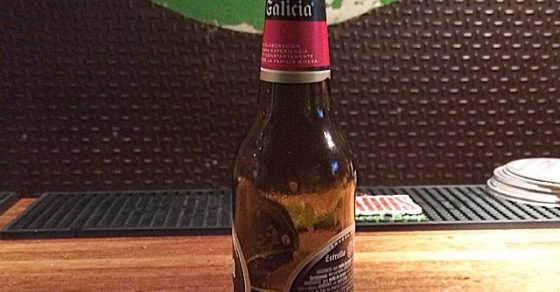 Botellin Cerveza Estrella Galicia En El Otro Bar