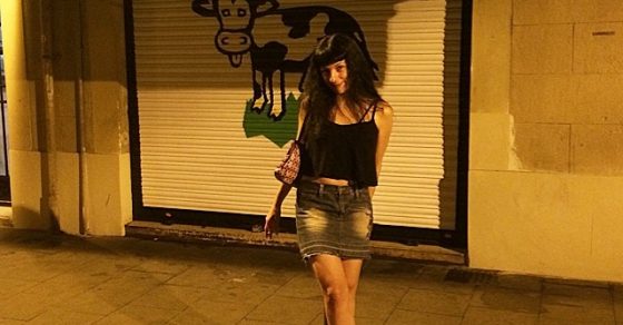 Roser Amills De Paseo Barri De Gracia Barcelona