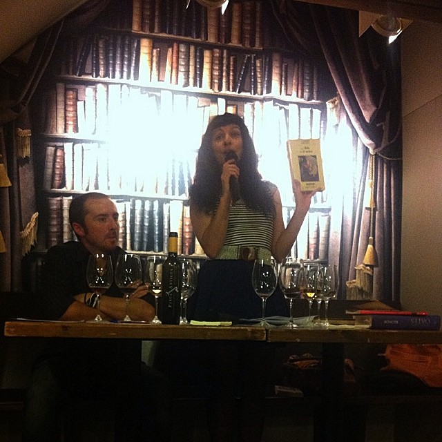Roser Amills Presenta Maridatge Literari Libreria Laie Barcelona