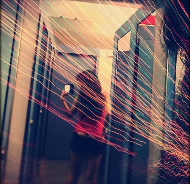 Amills Public Wc Lavabo Rayos De Luz