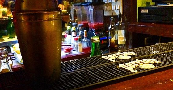 Detalle Cocteleria Con Coctelera