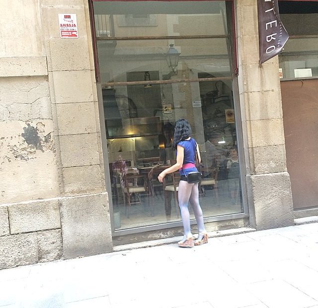 Divertida Roser Amills Piernas Shorts Muy Cortos Born Barcelona