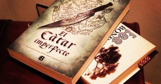 El Cataro Imperfecto De Victor Amela Y Novela Fes Bondat De Roser Amills