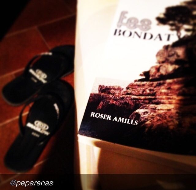 Novela Fes Bondat De Roser Amills Foto Lector Spa De Verano