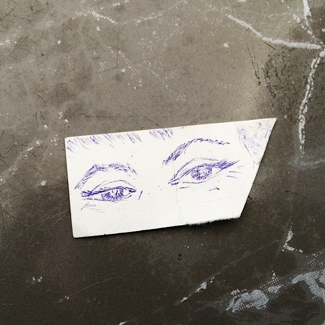 ojos de roser amills ilustracion dibujo de victor amela