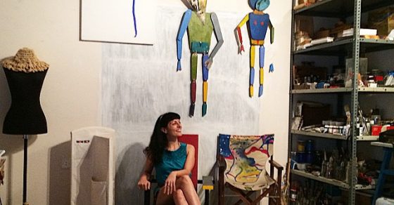 roser amills en el estudio de antonio beneyto foto de antonio beneyto