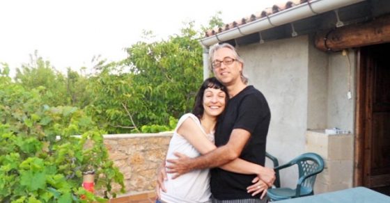 Roser Amills Y Victor Amela Primera Cita En Horta De Sant Joan Julio Agosto 2010