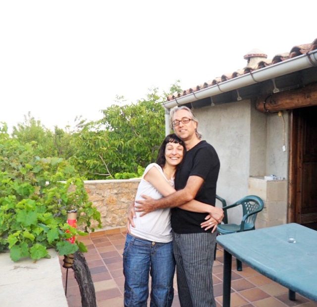 Roser Amills Y Victor Amela Primera Cita En Horta De Sant Joan Julio Agosto 2010