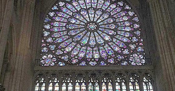 Roseton Notre Dame Viaje A Paris De Roser Amills Y Victor Amela