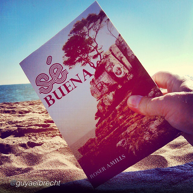 novela se buena de roser amills foto en la playa